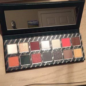Kylie Cosmetics Naughty Palette